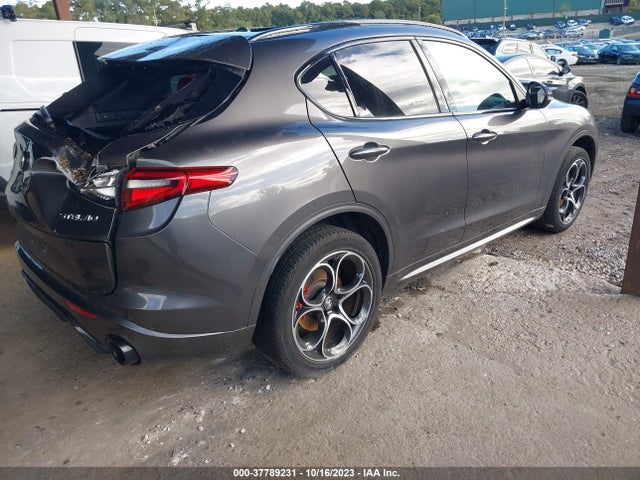 ZASPAKBN3N7D37817 Alfa Romeo Stelvio Veloce
