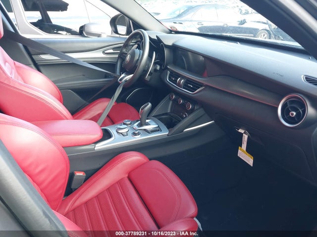 ZASPAKBN3N7D37817 Alfa Romeo Stelvio Veloce