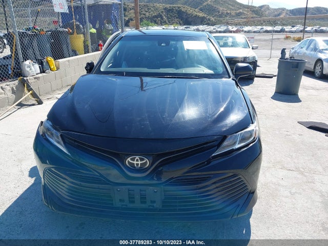 Toyota CAMRY LE 2018 JTNB11HK6J3031069 Image 12