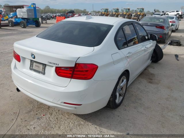 WBA3B1G55ENT00901 BMW 3 Series 320i
