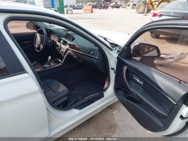 WBA3B1G55ENT00901 BMW 3 Series 320i