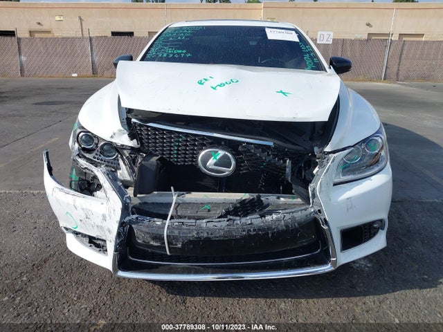 2015 Lexus LS, VIN: JTHBL5EF9F5134848