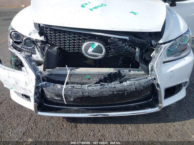 2015 Lexus LS, VIN: JTHBL5EF9F5134848