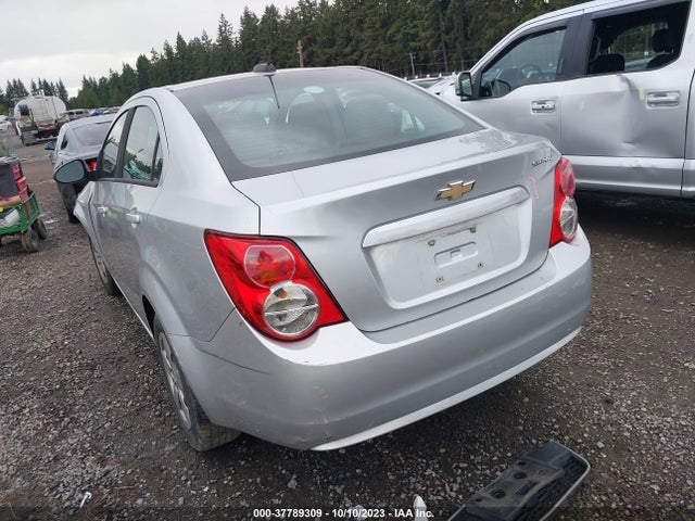 Chevrolet SONIC LS 2016 1G1JA5SG1G4153233 Image 3