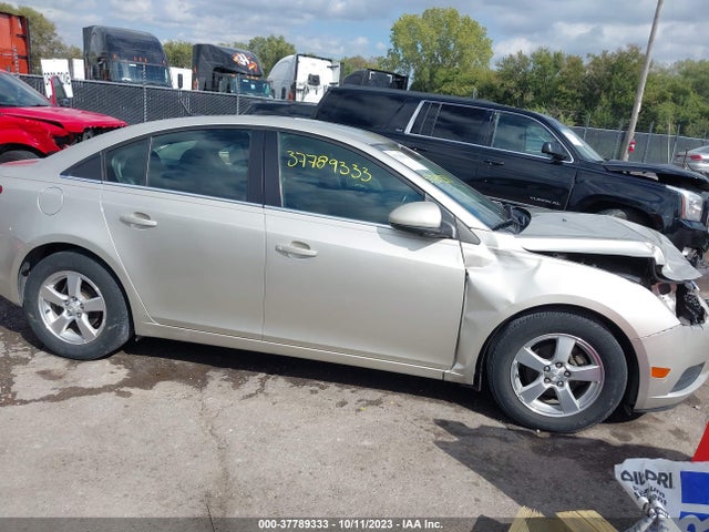 Chevrolet Cruze 1lt 2014 1G1PC5SB8E7280646 Image 13