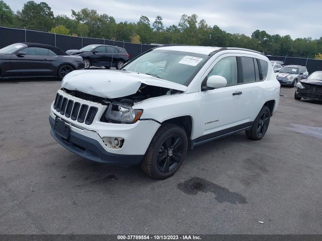 Jeep Compass Latitude 2016 1C4NJDEB8GD685310 Image 2