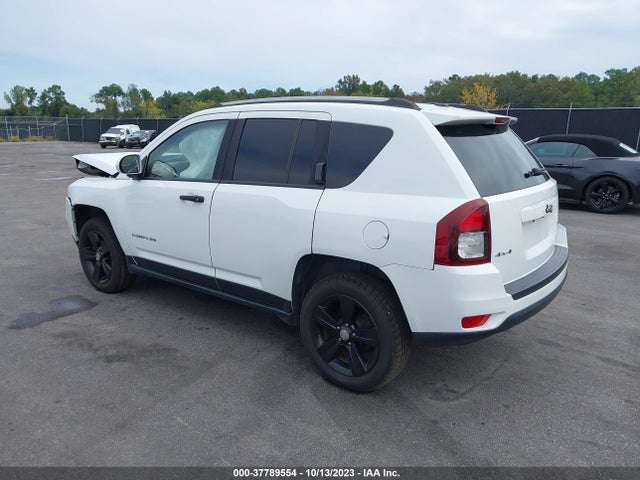 Jeep Compass Latitude 2016 1C4NJDEB8GD685310 Image 3