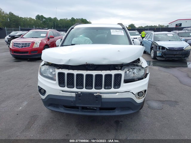 Jeep Compass Latitude 2016 1C4NJDEB8GD685310 Image 6