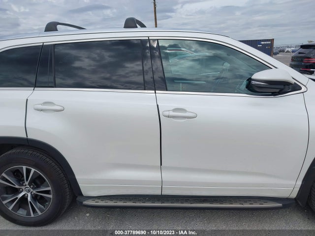 Toyota Highlander Xle 2016 5TDKKRFH8GS139367 Image 13