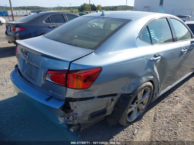 2009 LEXUS IS 250 VIN: JTHBK262992091146