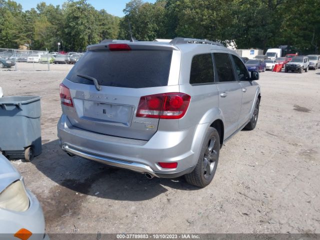3C4PDCGGXJT495545 Dodge Journey Crossroad