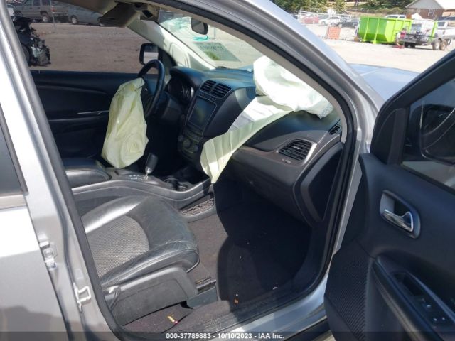 3C4PDCGGXJT495545 Dodge Journey Crossroad