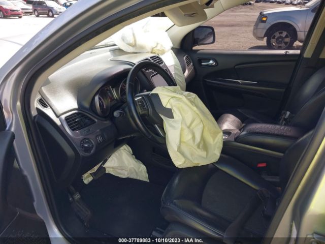 3C4PDCGGXJT495545 Dodge Journey Crossroad