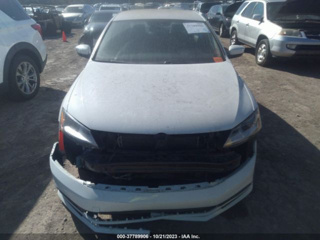 3VW2B7AJ1HM324275 Volkswagen Jetta 1.4t S