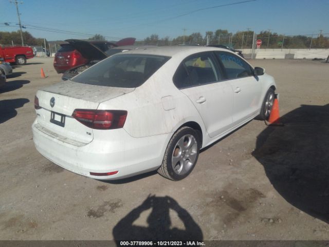 3VW2B7AJ1HM324275 Volkswagen Jetta 1.4t S