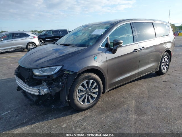 Chrysler Pacifica Hybrid Touring L 2022 2C4RC1L79NR119031 Image 2