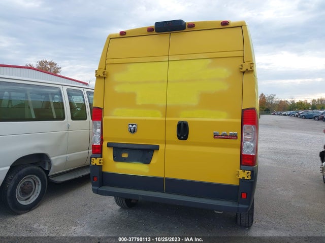 RAM Promaster Cargo Van 2018 3C6TRVBG7JE145210 Image 16