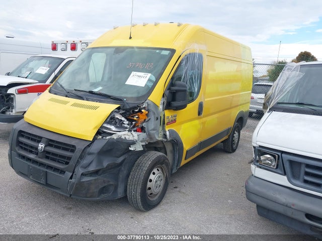 RAM Promaster Cargo Van 2018 3C6TRVBG7JE145210 Image 2