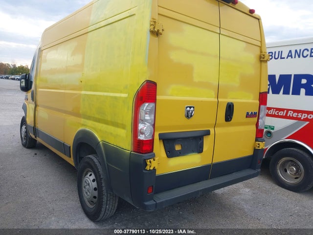 RAM Promaster Cargo Van 2018 3C6TRVBG7JE145210 Image 3