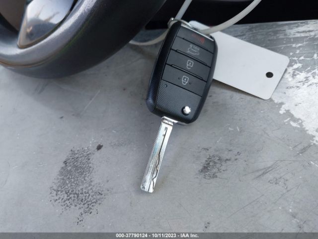 KNDJP3A56G7867559 KIA SOUL +