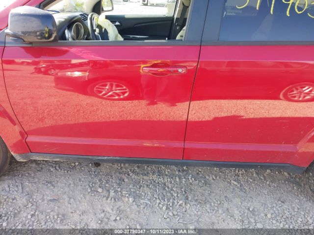 3C4PDCBB8KT718355 Dodge JOURNEY SE