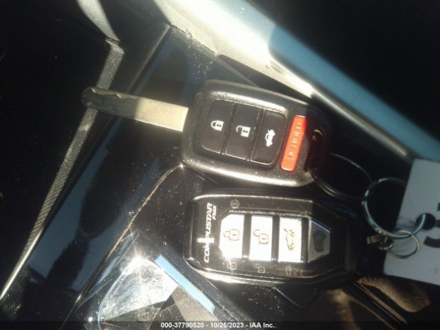 1HGCR2F37GA214098 Honda Accord Sedan Lx