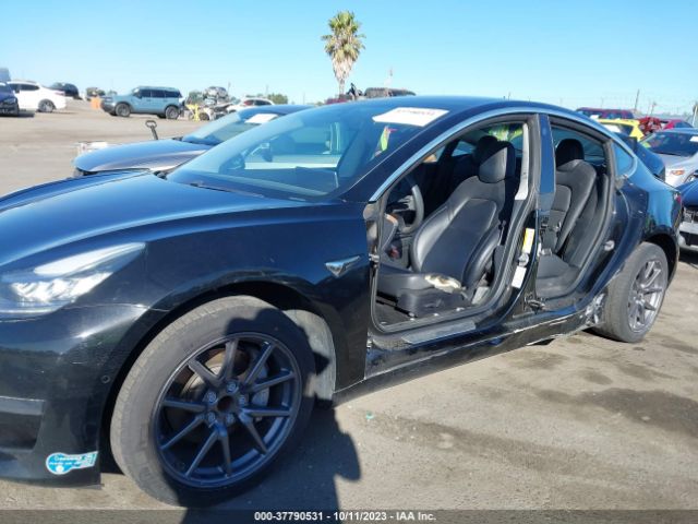 5YJ3E1EA7LF657700 Tesla Model 3 Standard Range