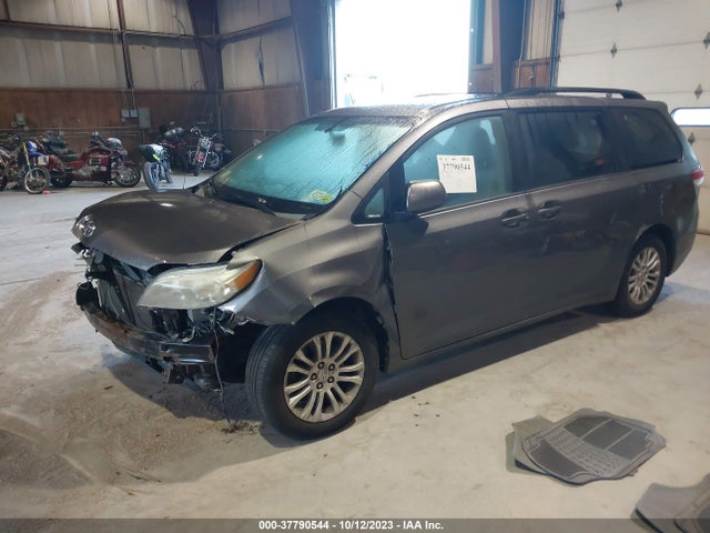 2012 TOYOTA SIENNA XLE AAS/XLE/LTD VIN: 5TDYK3DC5CS258972