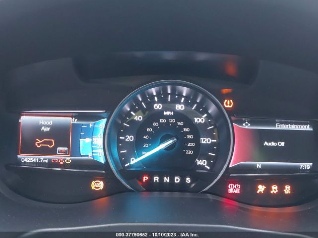 1FM5K7D80KGA10123 Ford EXPLORER XLT