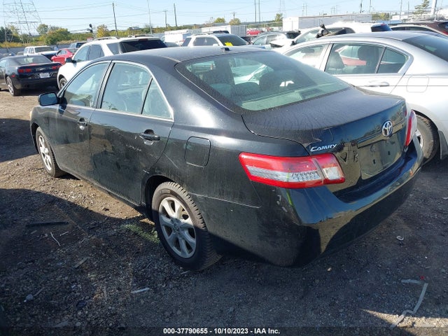 37790655 :رقم المزاد ، 4T4BF3EK1BR108241 vin ، 2011 Toyota Camry مزاد بيع