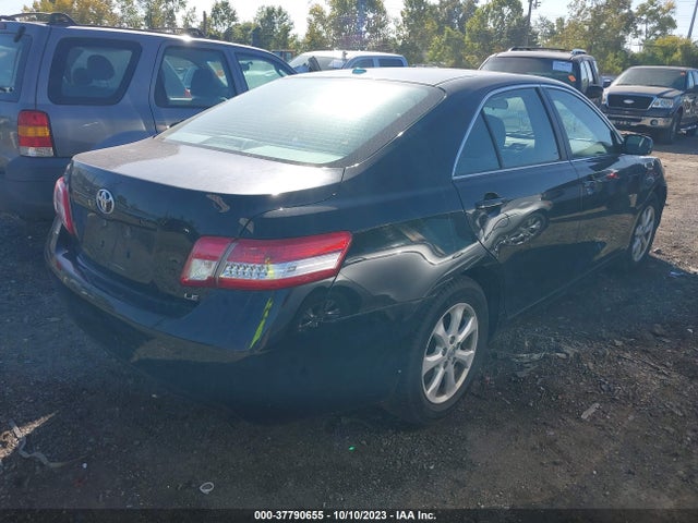37790655 :رقم المزاد ، 4T4BF3EK1BR108241 vin ، 2011 Toyota Camry مزاد بيع