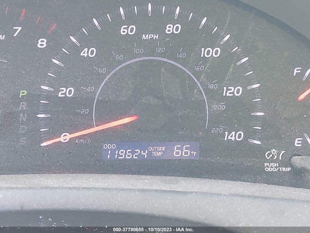 37790655 :رقم المزاد ، 4T4BF3EK1BR108241 vin ، 2011 Toyota Camry مزاد بيع