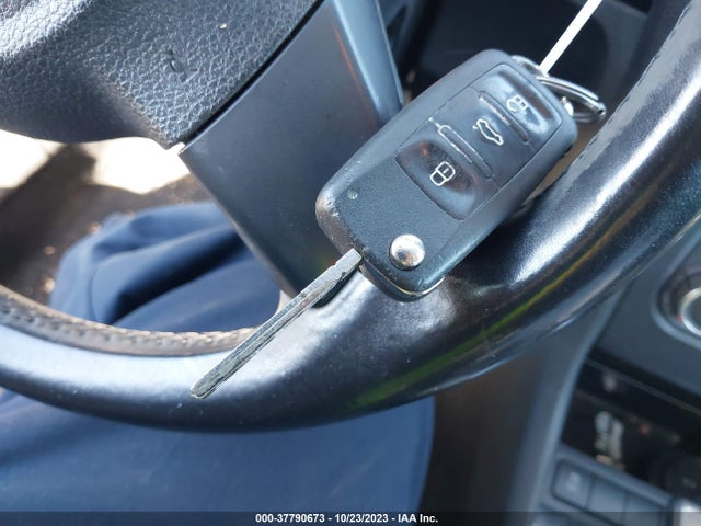 2010 VOLKSWAGEN JETTA SPORTWAGEN 3VWTZ7AJ5AM664339 Photo 10