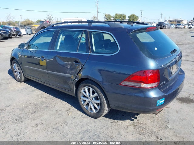 2010 VOLKSWAGEN JETTA SPORTWAGEN 3VWTZ7AJ5AM664339 Photo 2