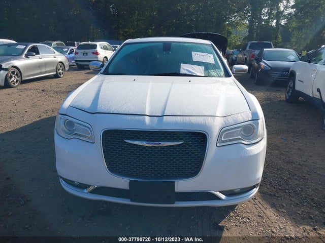 Chrysler 300 Limited 2019 аукцион фото