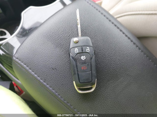 2015 FORD FUSION SE VIN: 3FA6P0HD6FR306664