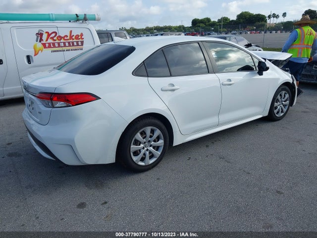Toyota COROLLA LE 2020 JTDEPRAE4LJ000579 Image 4