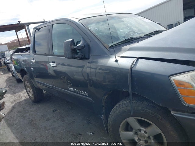 2007 NISSAN TITAN SE VIN: 1N6AA07B27N211347
