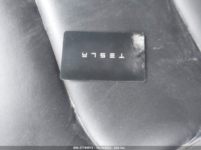2018 Tesla 3, VIN: 5YJ3E1EAXJF164381