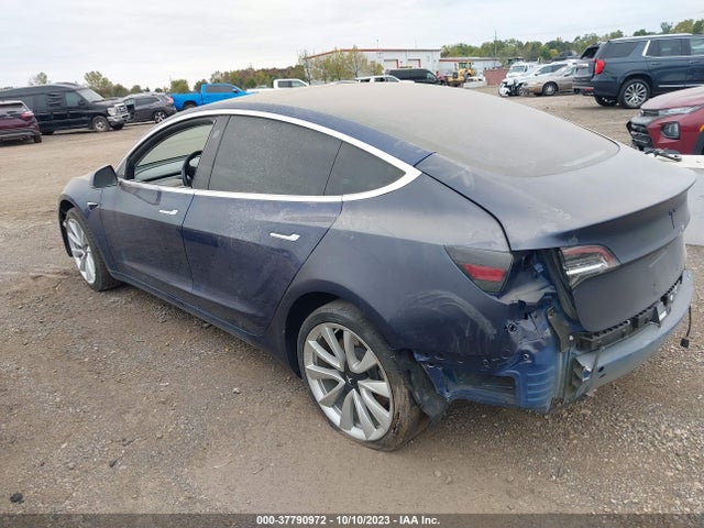 2018 Tesla 3, VIN: 5YJ3E1EAXJF164381
