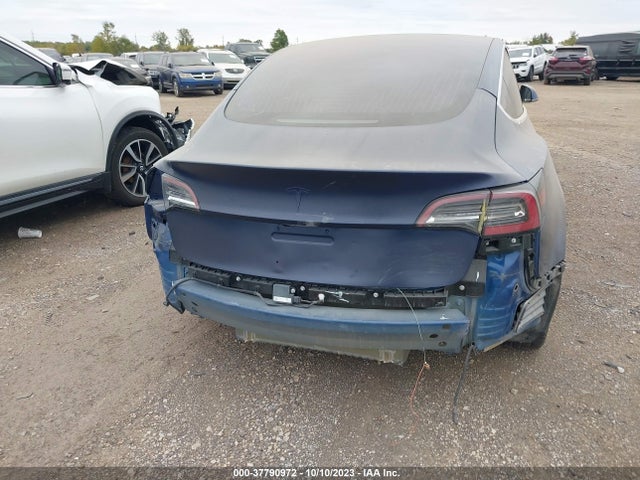 2018 Tesla 3, VIN: 5YJ3E1EAXJF164381