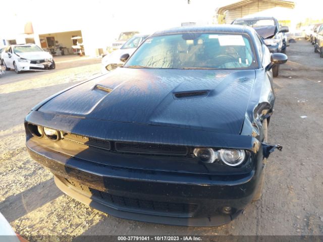 2C3CDZBT3HH598142 Dodge Challenger R/t