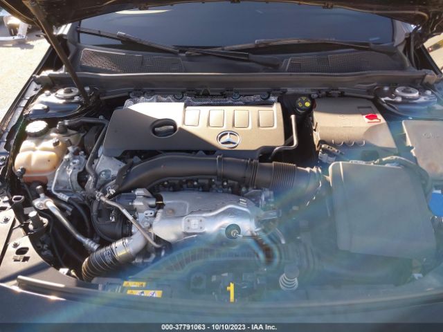 WDD3G4EB6KW022682 Mercedes-Benz A-class A 220