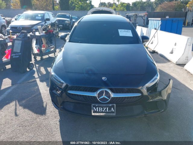 WDD3G4EB6KW022682 Mercedes-Benz A-class A 220