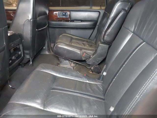 5LMJJ3JT1GEL02382 Lincoln Navigator L Select