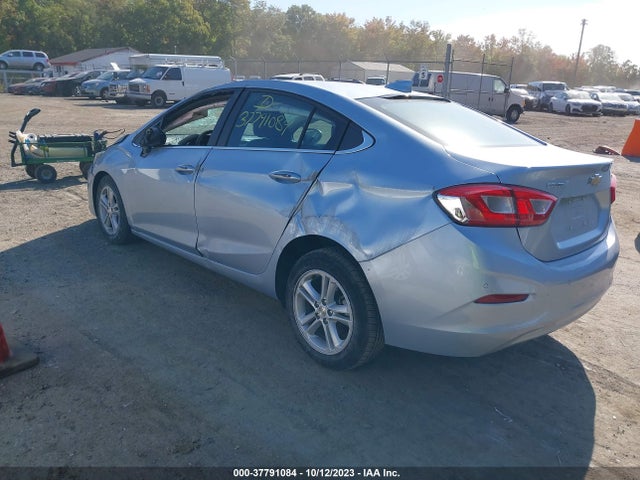 Chevrolet CRUZE LT 2018 1G1BE5SM4J7197120 Image 3