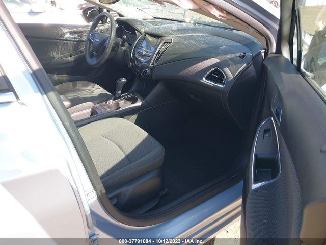 Chevrolet CRUZE LT 2018 1G1BE5SM4J7197120 Image 5