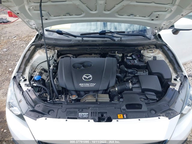 Aukcja sprzedaży 2016 Mazda Mazda3 I Sport, vin: 3MZBM1U76GM277931, numer aukcji: 37791095