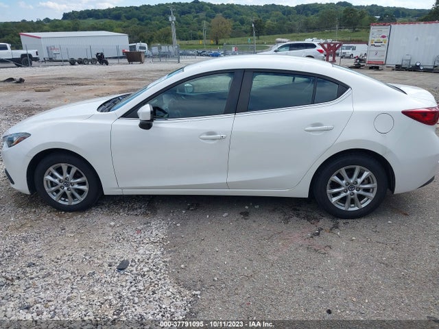 Aukcja sprzedaży 2016 Mazda Mazda3 I Sport, vin: 3MZBM1U76GM277931, numer aukcji: 37791095