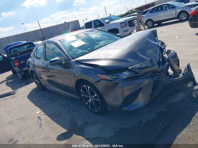 2018 4T1B11HK3JU029581 main image